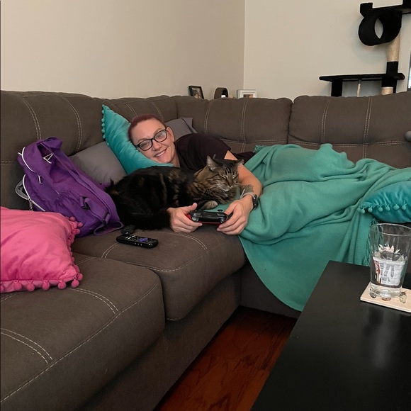 Meet your Posher, Amanda - Picture 12 of 14